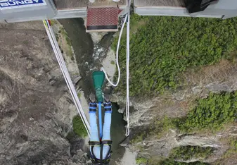 Highest bungy in NZ