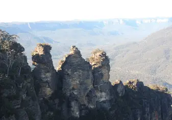 A natural rock formation in the Blue Mountains, a part of our first week orientation.