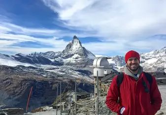 One great things about living and teaching in Europe is how easy and close it is to go to other countries. There are so many different things to do that sometimes the options are overwhelming. 