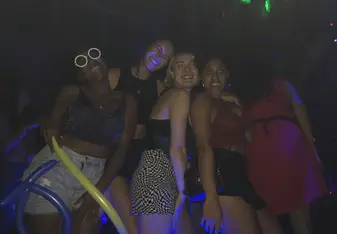 Night life 