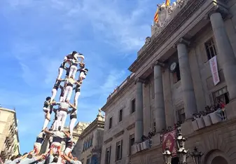 -Human towers 