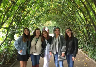 Students at Kensington Gardens