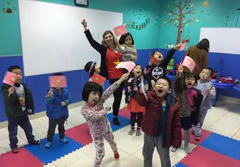 Kindergarten class celebrating the Vietnam U-23 football team's win in the semi-finals!