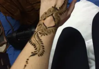 Omani Henna
