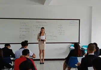 Text-And-Talk TEFL Course | Practice Teaching at VBAC