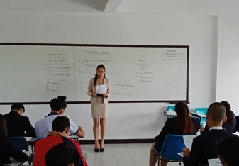 Text-And-Talk TEFL Course | Practice Teaching at VBAC