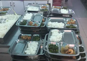 Portioning out meals 