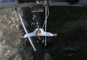Bungy Jumping in New Zealand... because why not?