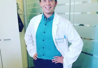 I felt important in the hospital when wearing my white coat.