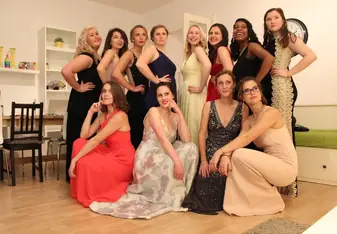 Millergasse girls get ready for the Viennese Ball!