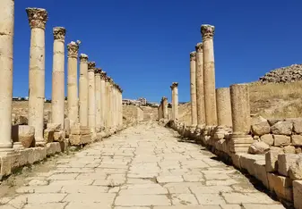 Jerash road of columns