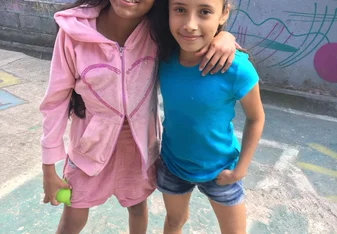 Kids that I taught English in Costa Rica Vuelo