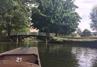 Punting in Oxford 