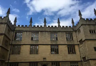 Dreaming spires 