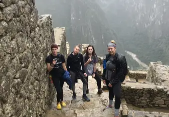 Machu Picchu, Perú with the squad