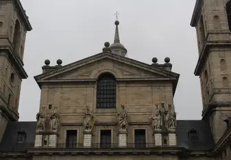 IES organised visit to El Escorial