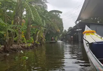 Floating Market