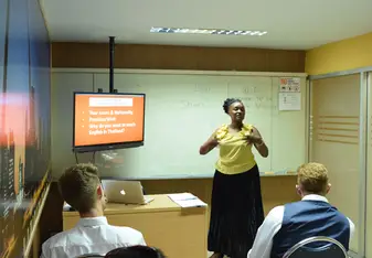 Text & Talk TEFL Trainee | Self Introduction