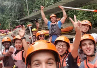 Fenny Ayu Wilriani