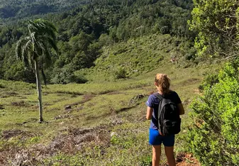 Hiking down Mogote