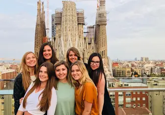 Friends made abroad are friends for life!
