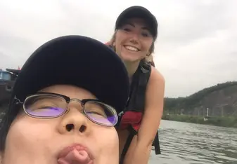 A Row Through Hangzhou