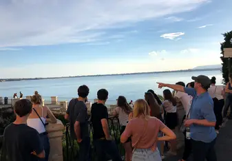 Walking tour of Ortigia island