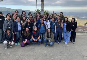 Group picture during last clinic