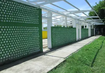 Bottle School