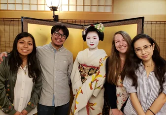 Dinner with a maikosan