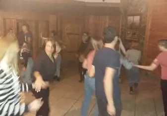 Polish dancing 