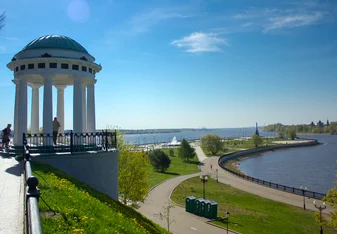 Russian Seasons on the Volga River