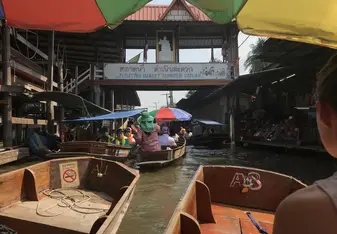 Floating Markets