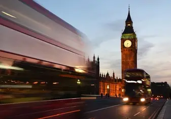 Tips to Land a Paid Internship in London Featured