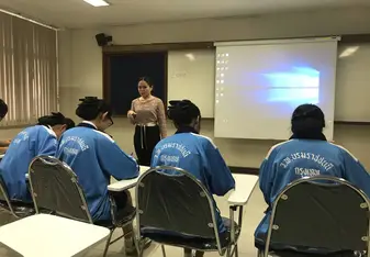 Engaging my students in a language topic