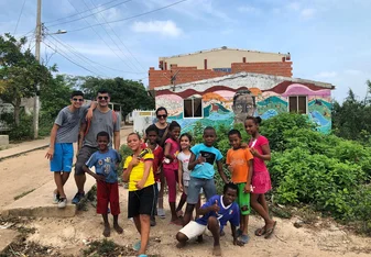 A family joins us to volunteer with a youth development program on one of Cartagena's surrounding islands.