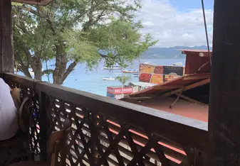 Lunch by the beach