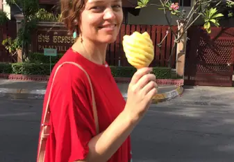 Is it a lollipop? Is it an ice-cream cone? No! It's a pineapple!