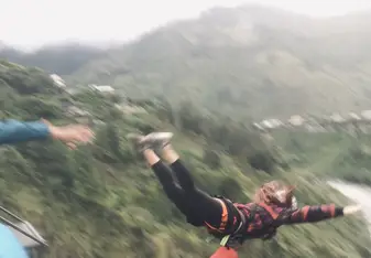 Bungee jumping in Baños