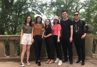 The weekend before the Dragon Boat Festival we 7 people went to She Mountain by car