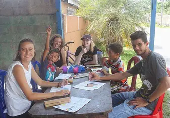 PEP CENTRO afternoon class during Art and Science Day