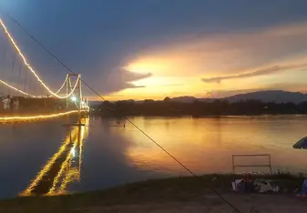 Sunset in Tak