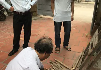 Demonstration of how to produce biochar at the CCS workshop