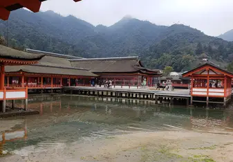 Itsukushima Srhine