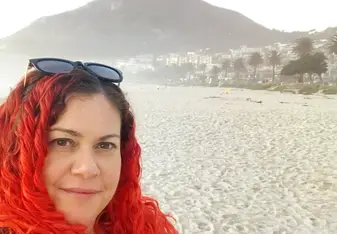VACorps intern at the beach
