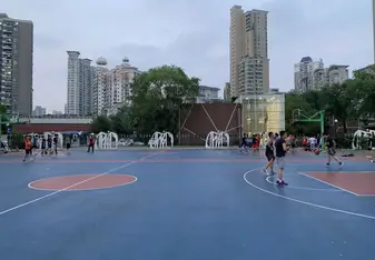 Basketball courts at Donghua 