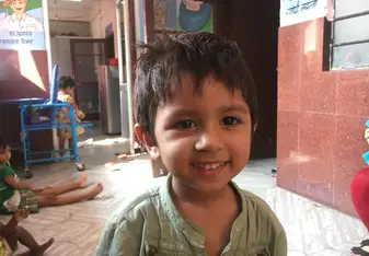 Volunteer work in orphanage 