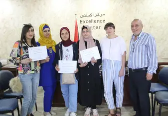 Graduation of English students at the Center 