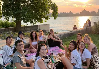 ABI participants spent an afternoon picnicking at the East River State Park and overseeing the Manhattan skyline
