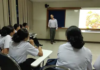 Teaching college students